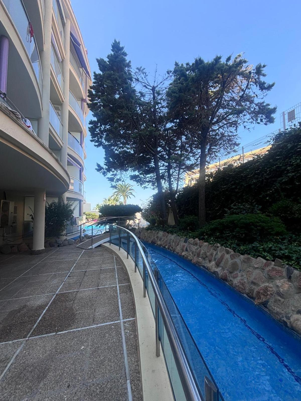 Apartamentos Cala Crancs Salou Eksteriør bilde